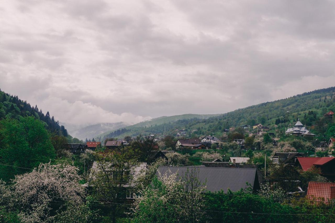 Будиночок В Карпатах Jaremtsche Exterior foto